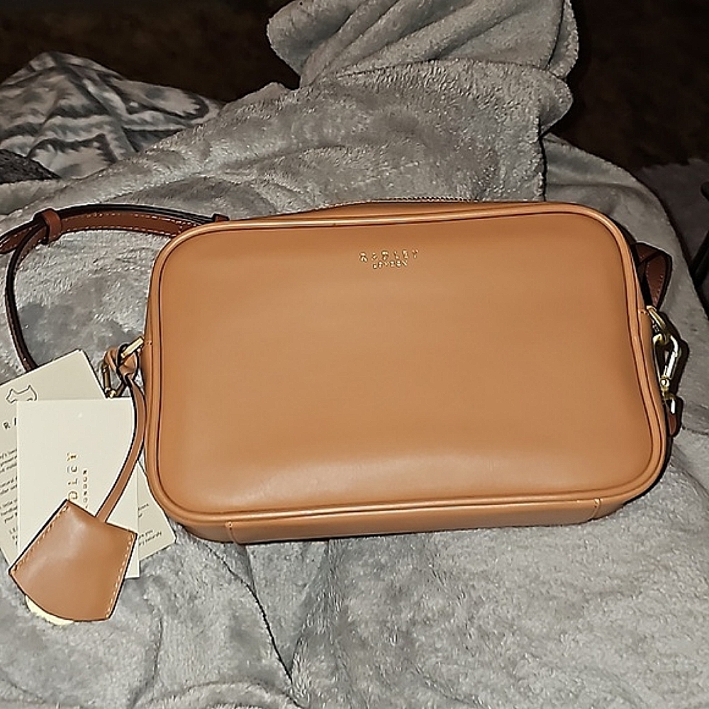 Radley London gen leather handbag, smoke free home! NWT